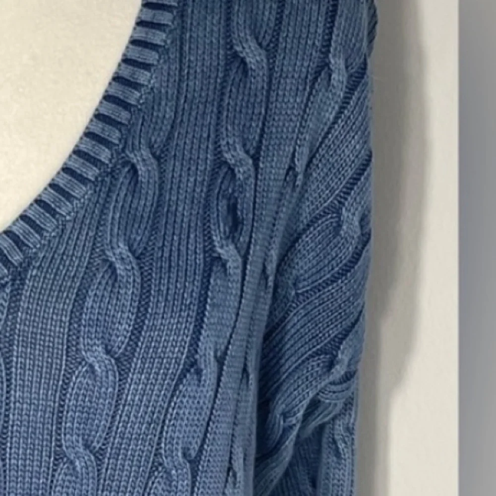 POLO Ralph Lauren Navy Blue Pima Cotton Knit V-neck Sweater Size Small - Picture 2 of 6